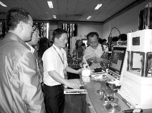 厦门天机四球磨擦试验机亮相交流会