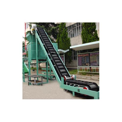 大倾角挡边带式输送机