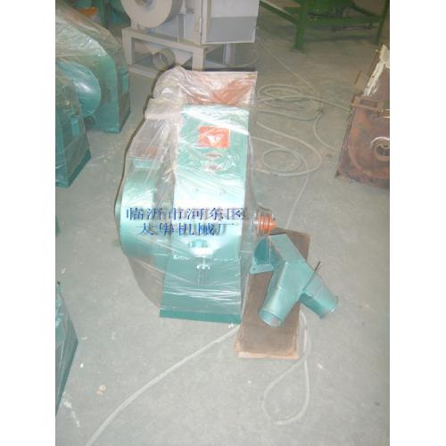 锤片式饲料粉碎机