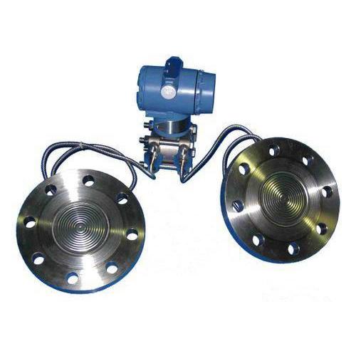 双法兰液位变送器